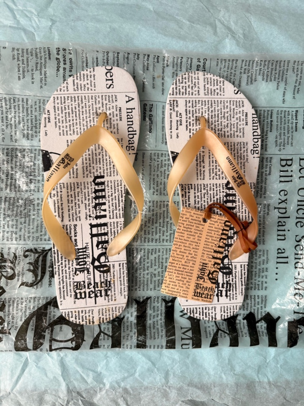 John Galliano White and Black Newspaper Print Flip Flops - Picture 2 of 3